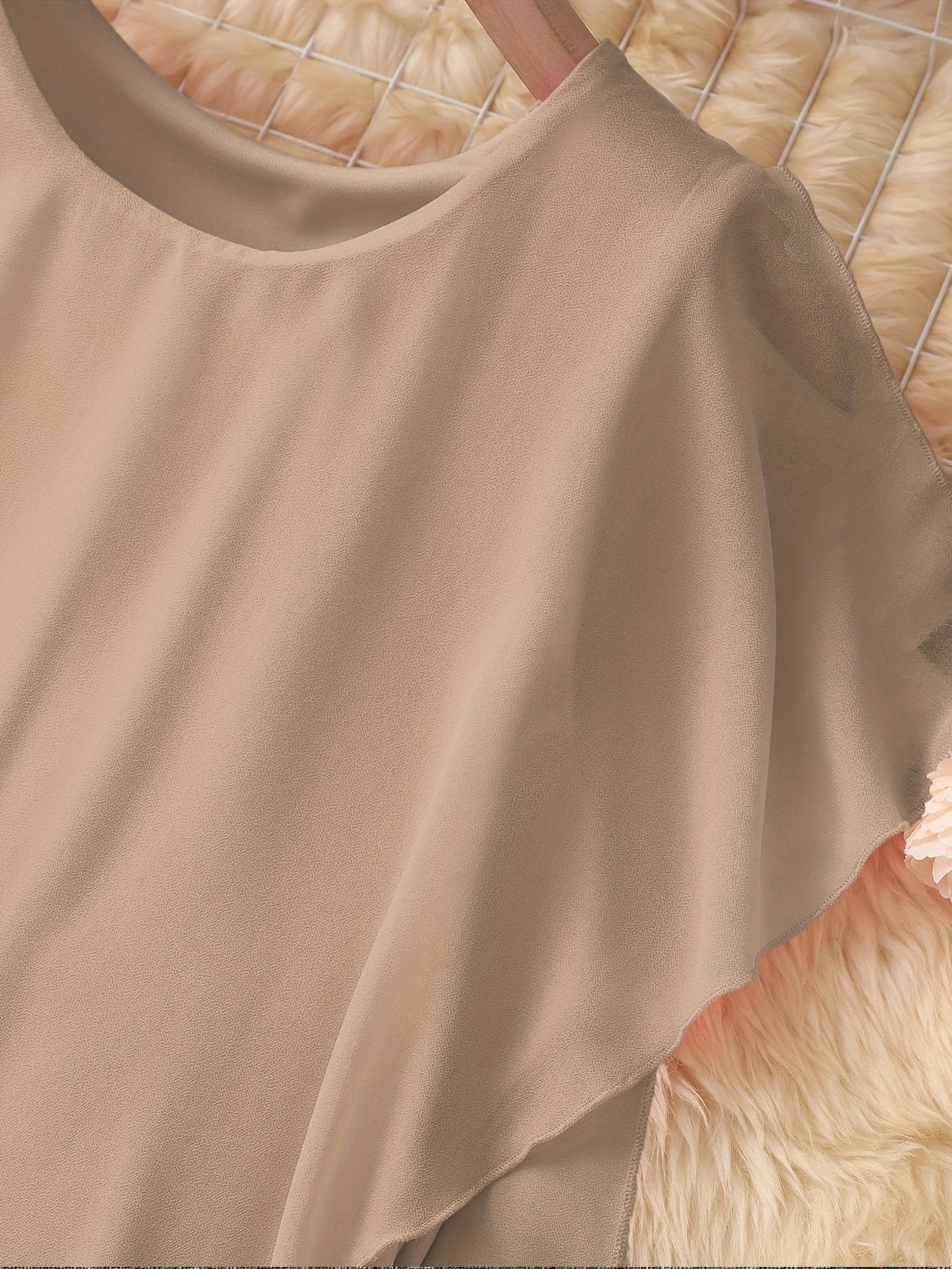 ADDIE | TIDSLÖS ÄRMLESS MIDI KLÄDNAD