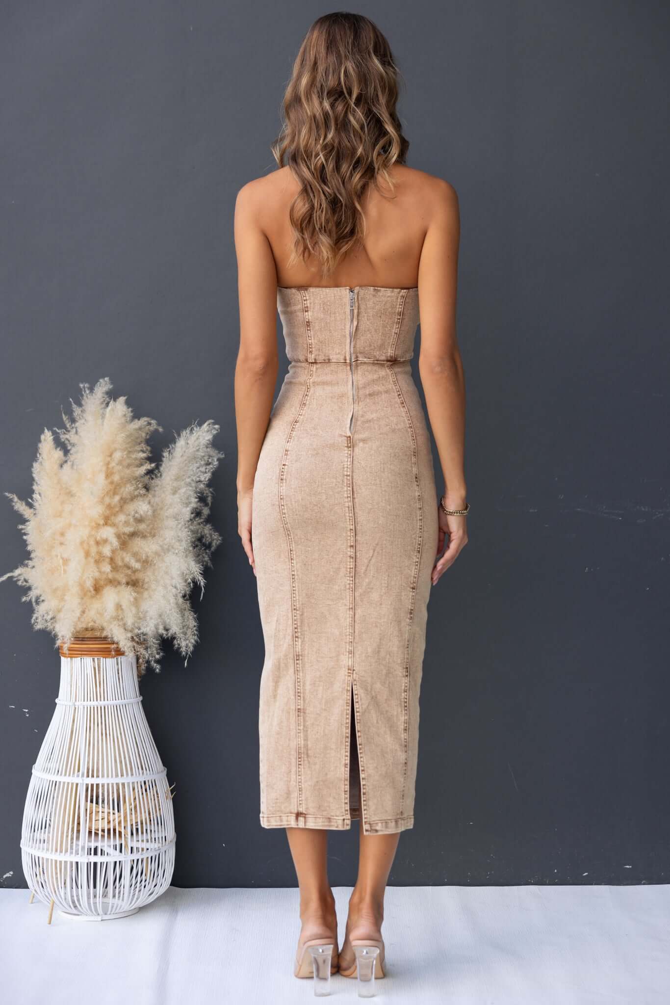 Bella™ | Varney Denim Midi Dress