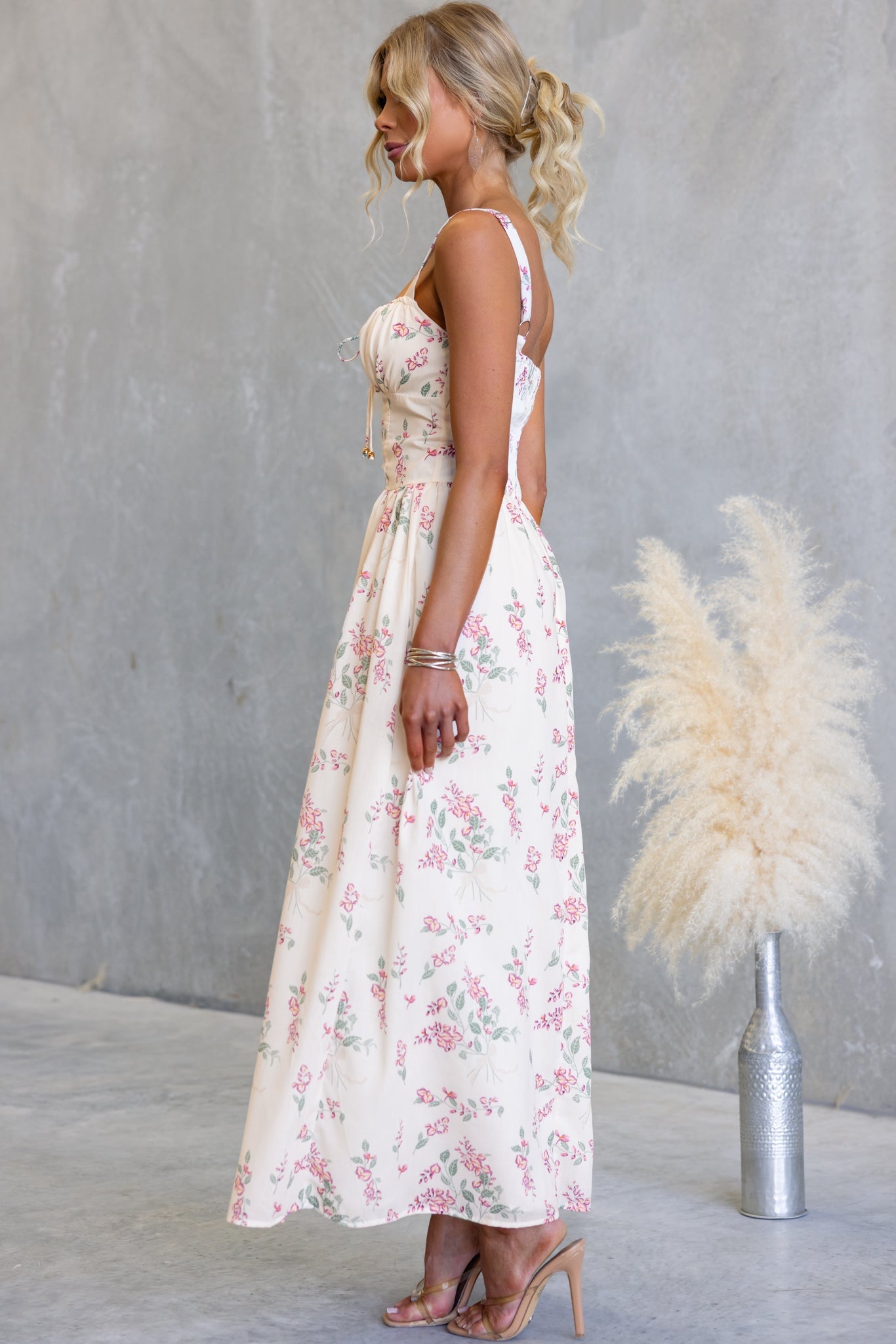 Bella™ | Isikaia Maxi Dress