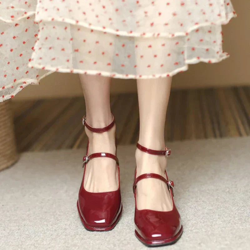 Abigail | Eleganta Ankelremmar Pumps