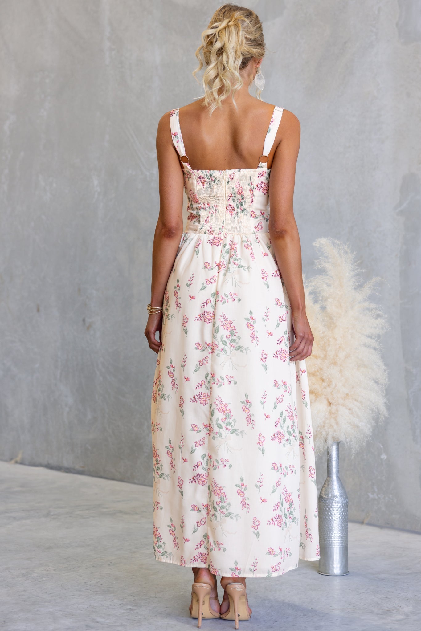 Bella™ | Isikaia Maxi Dress