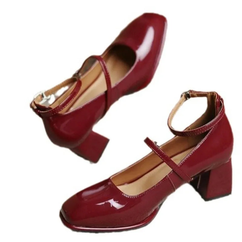Abigail | Eleganta Ankelremmar Pumps