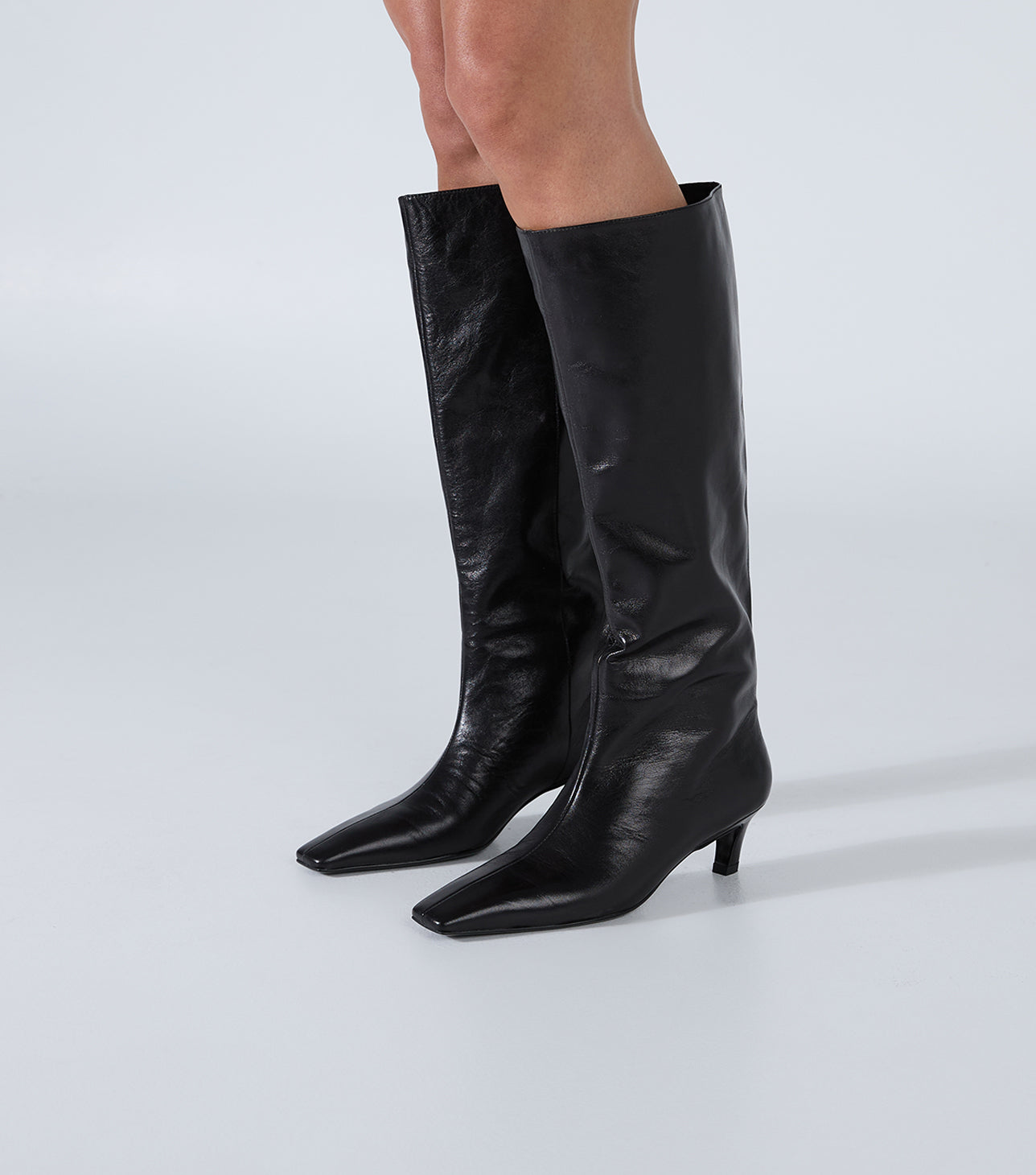 Bella™ | Evysa Black Vintage