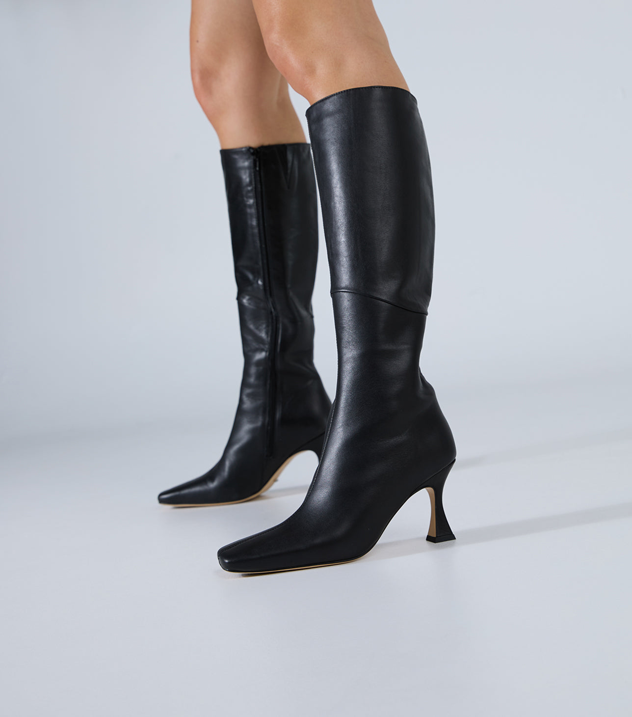 Bella™ | Fantasy Black Venice